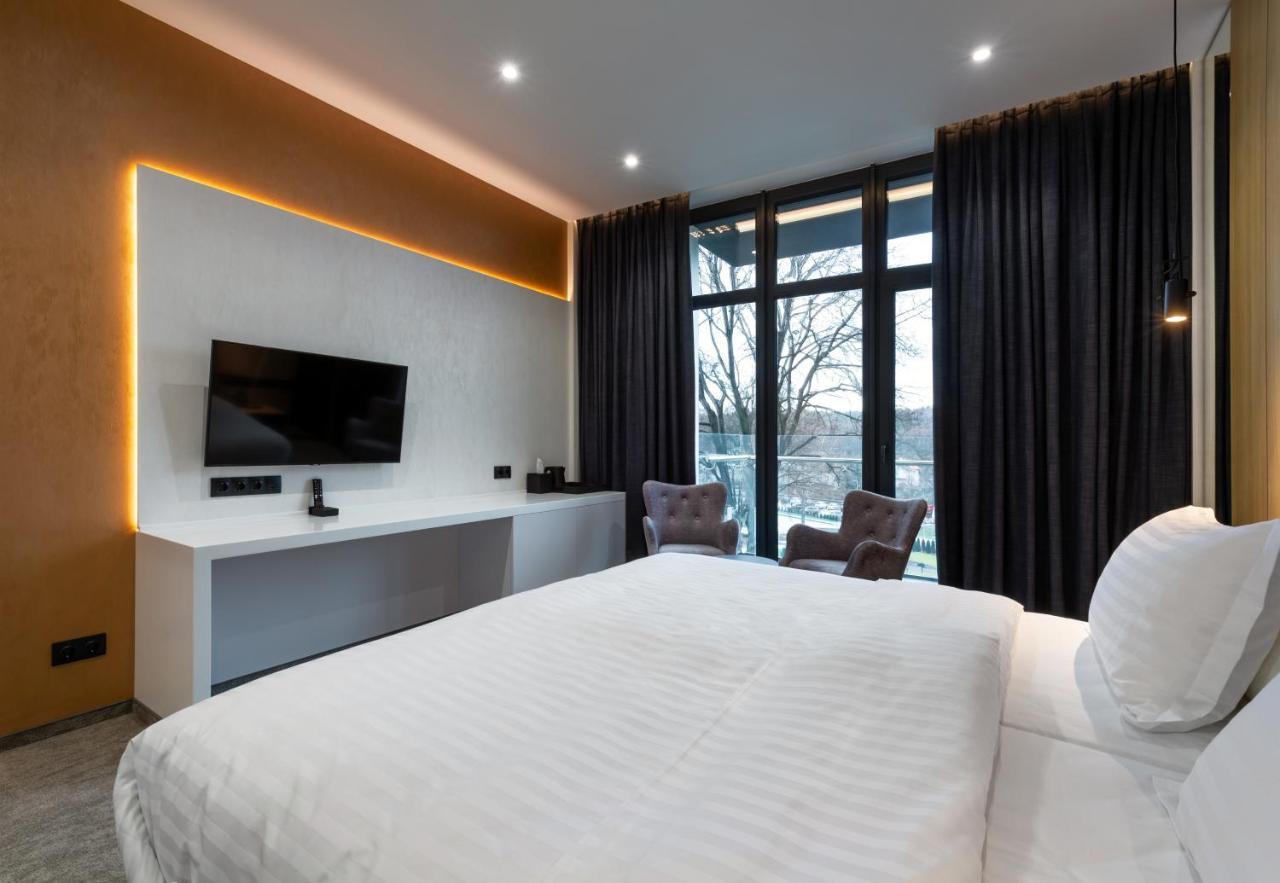 Святий Шарбель Hotell Morsjyn Eksteriør bilde