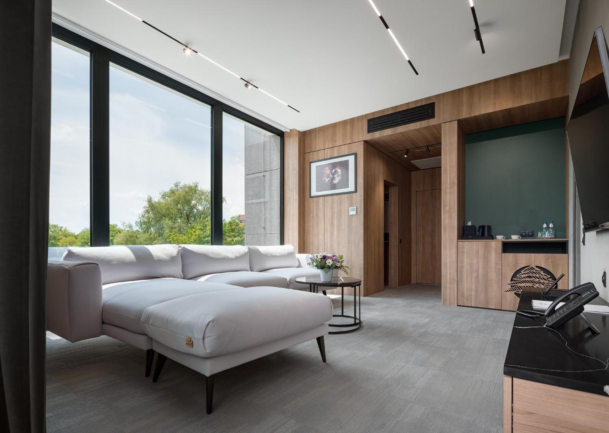 Святий Шарбель Hotell Morsjyn Eksteriør bilde